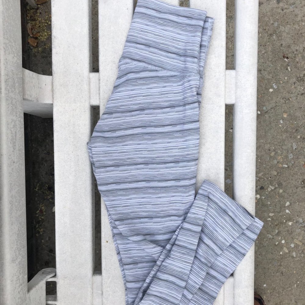 XS Lululemon Wunder Under High-Rise Tight